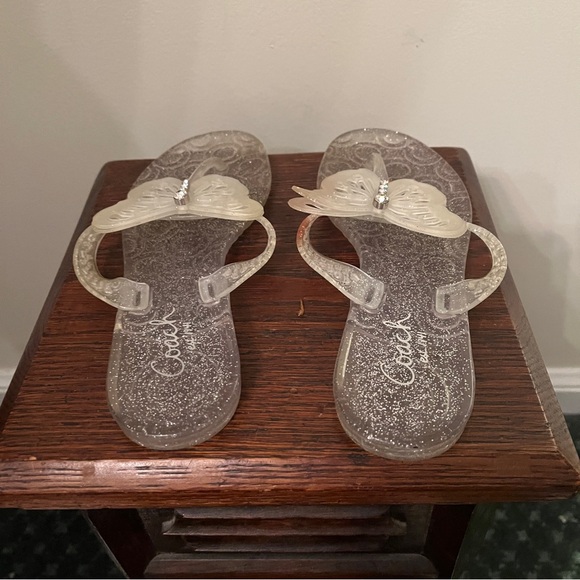 Y2K Coach Silver Sparkle Jelly Butterfly Embellished Flip Flop Sandals - Picture 6 of 8